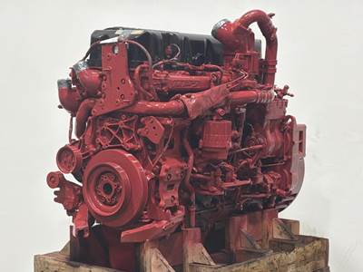 Mack MP7 Engine