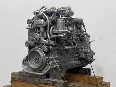 Mercedes-Benz OM926 Engine for a Mercedes OM926