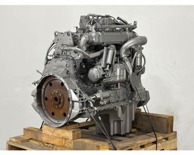 Mercedes-Benz OM926 Engine - 250 HP