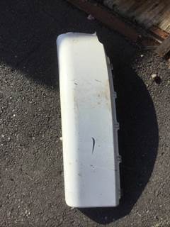 Freightliner Cascadia 132 Left Fender Extension
