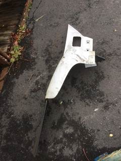 GMC C7500 Right Fender Extension