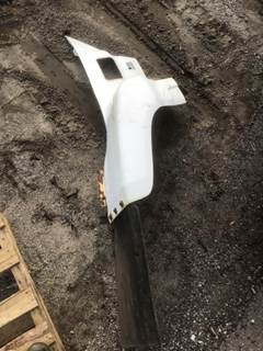 GMC C8500 Right Fender Extension