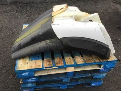 International 7400 Right Fender Extension