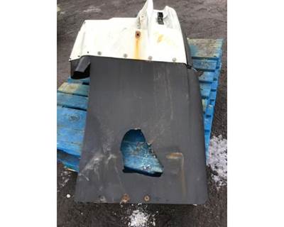 International 7600 Right Fender Extension