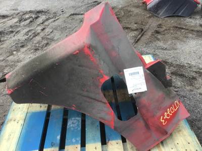 International 9200 Left Fender Extension