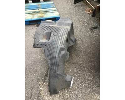 Mack Anthem Right Fender Extension