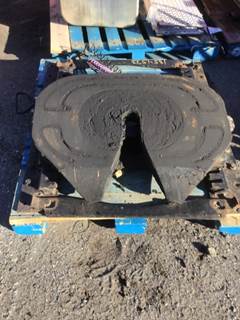 Holland AIR SLIDE Fifth Wheel for a International LT625