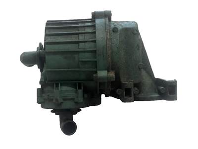 Volvo D11 Fuel / Water Separator for a Volvo D11F