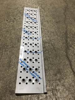 International 4200 / 4300 / 4400 Fuel Tank Strap / Bracket