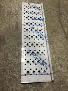 International 4200 / 4300 / 4400 Fuel Tank Strap / Bracket