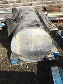 Kenworth T800 Left Fuel Tank for a Kenworth T700