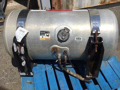 Peterbilt 348 Left Fuel Tank