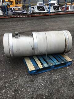 Volvo VNL Right Fuel Tank