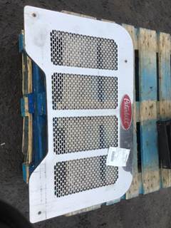 Peterbilt 320 Grille