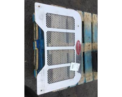Peterbilt 320 Grille