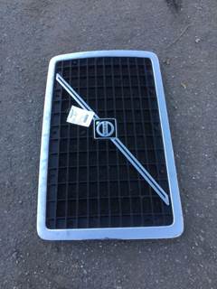 Volvo VNL Grille
