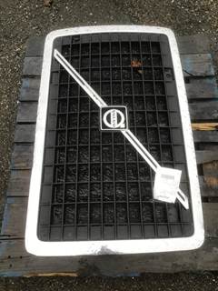 Volvo VNL Grille
