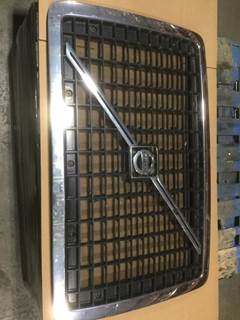 Volvo VNL Grille