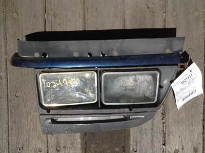 Chevrolet W4500 Left Headlight Assembly for a Chevrolet W5500