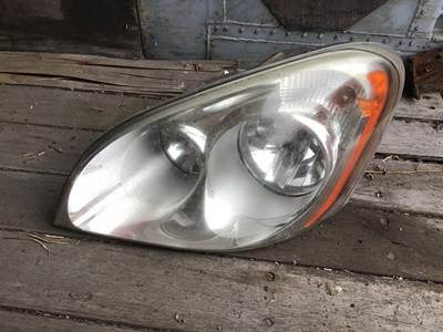 Freightliner Cascadia Left Headlight Assembly