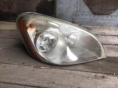 Freightliner Cascadia Right Headlight Assembly