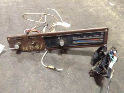 Freightliner Heater / AC Temp Control for a Freightliner FLD 112 SD
