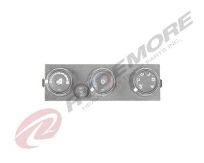 International Navistar LT625 Heater / AC Temp Control, Part # 4065331C3 / 4065331C5