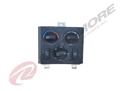 Volvo VARIOUS VOLVO MODELS Heater / AC Temp Control for a Volvo VARIOUS MODELS