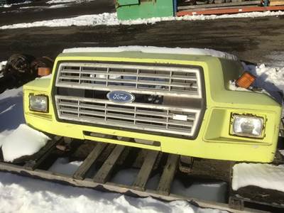 Ford F-800 Hood