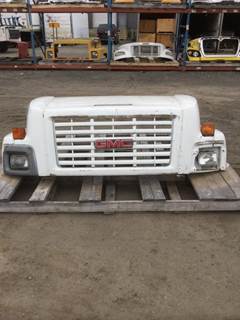 GMC C7500 Hood