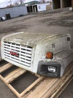 GMC C7500 Hood