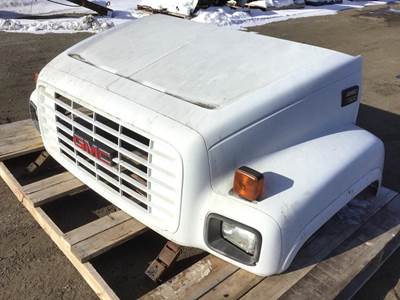 GMC C7500 Hood