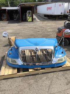 International 4400 Hood