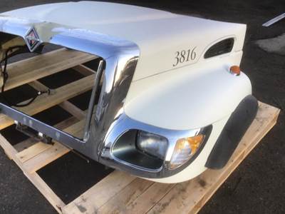 International 7400 Hood