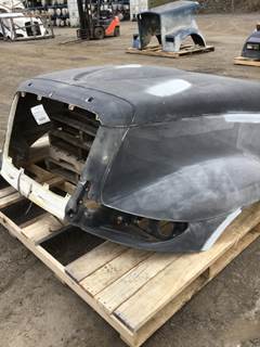 International 8600 Hood