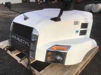 Mack Anthem Hood