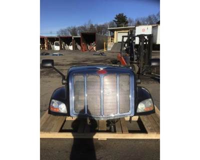 2018 Peterbilt 579 Medium Length Hood with Grille, Shell Part # L29-6237-20002
