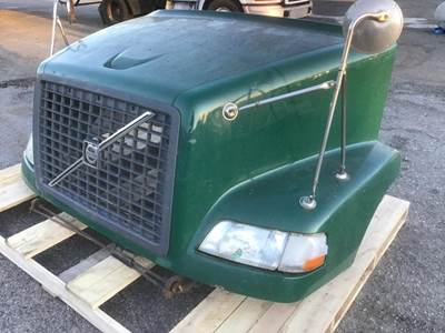 Volvo VNM Hood