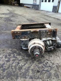 Peterbilt 320 Lift Axle / Drop Axle