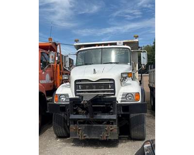 Mack Granite CV712 Truck