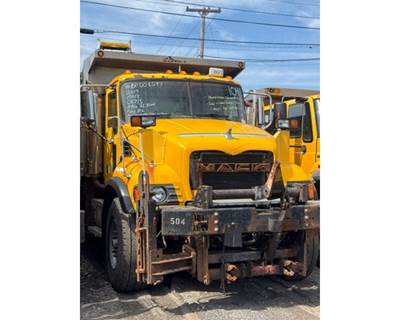 Mack Granite CV713 Truck