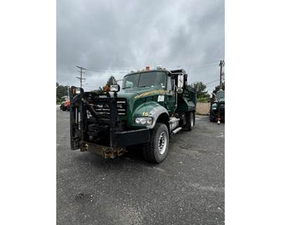 Mack Granite GU712 Truck