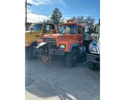 Mack RD686P Truck