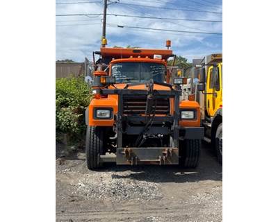 Mack RD688SX Truck