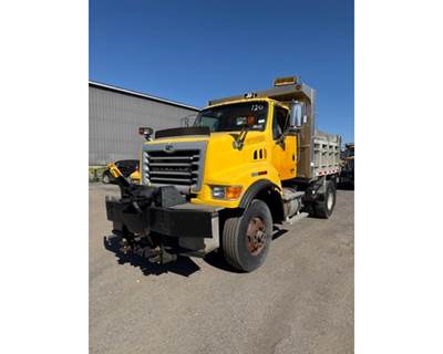 Sterling L8500 Truck
