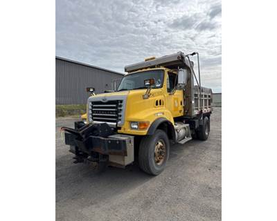 Sterling L8500 Truck
