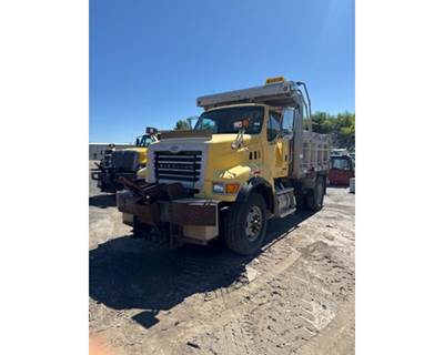 Sterling LT8500 Truck