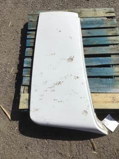 Volvo VNL Left Fairing