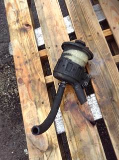 International 8500 Steering Pump