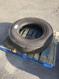 Firestone FS561 Tire